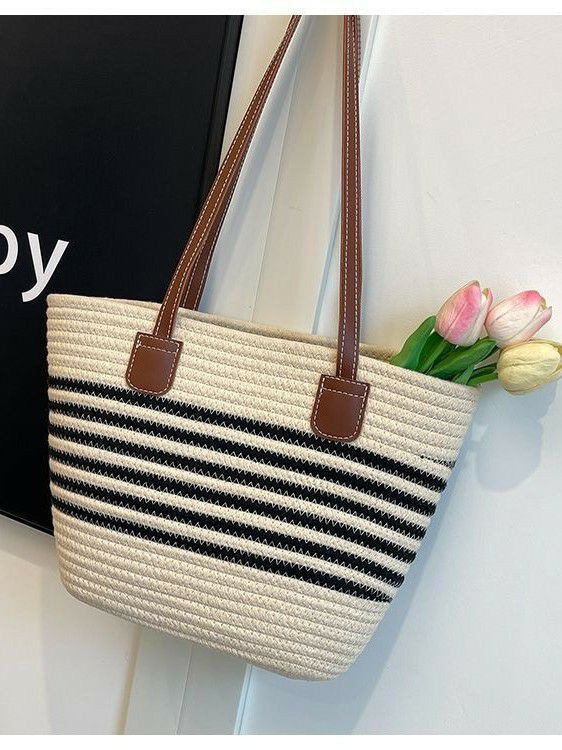 Sac de plage en paille élégant tissé sac à bandoulière pour voyage et vacances très tendance