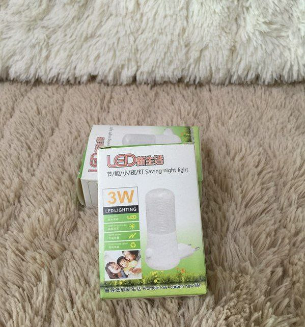 ComOne: Boxed 3W Plug-in Night Light Lighting Light White LED Night Light